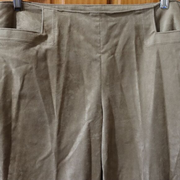 Liz Claiborne Tan Trousers  Relaxed Fit Wide Leg Michaela Faux Suede Pants  12 - Picture 3 of 13